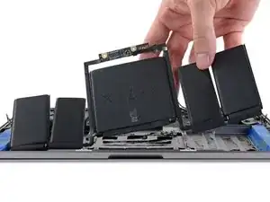 Reemplazo de la batería de la MacBook Pro 13" Touch Bar de finales de 2016