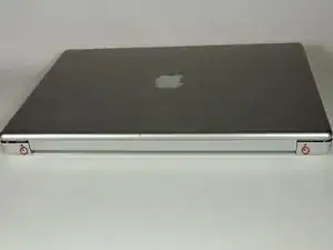 Reemplazo del ensamblaje de la pantalla de aluminio PowerBook G4 de 15" 1.67 GHz