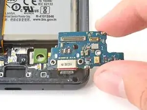 Puerto de carga USB-C y placa secundaria