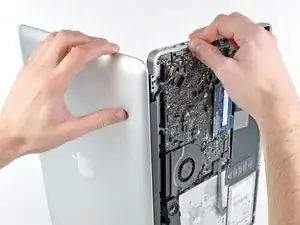 Reemplazo de pantalla de MacBook Pro 13" Unibody Late 2011