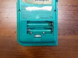 Nintendo Game Boy Pocket Limpieza corrosión pilas