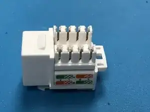 Cómo cablear un conector KeyStone RJ-45