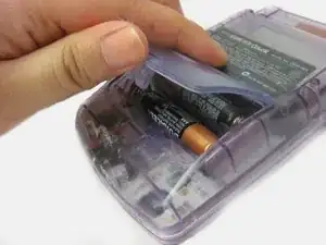 Reemplazo de la batería de Game Boy Color