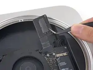 Cable PCIe SSD