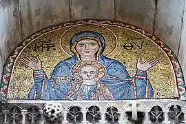 Luneta del pequeño nicho central de la galería sur de la basílica de San Marcos de Venecia.