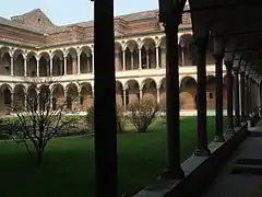 Hospital Mayor de Milán, patio de los baños