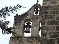 Espadaña de campanas.