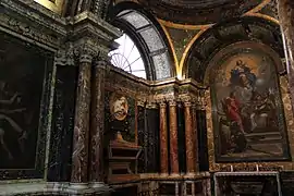 La pared lateral (izquierda)