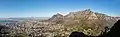Vista de Ciudad del Cabo y de la Montaña de la Mesa desde Cabeza de León.