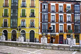 Calle Regalado (en frente de la catedral)