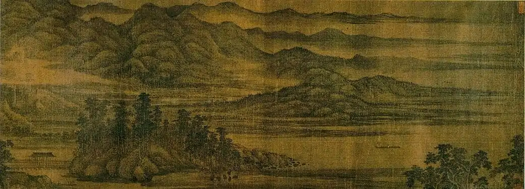 Montañas estivales, ca. 950, sección de un rollo portátil, tinta y color sobre seda, 49,2 × 311,7&nbsp;cm. Museo de Shanghái.