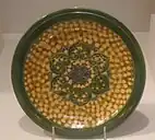 Loza sancai de la dinastía Tang (datado entre 650 - 750). MET.