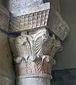 Detalle de un capitel románico procedente de Quintanatello de Ojeda