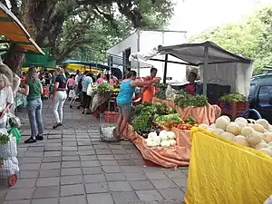 Feria ecológica en Porto Alegre.
