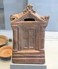 Alcancía griega del siglo II a. C. encontrada en un templo de Priene, Jonia central