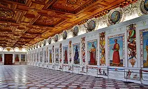 Vista hacia la galería de retratos