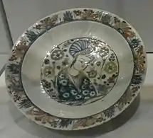 Plato decorado (Irán, h. 1580-1650)