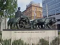 Fuente de Marco Antonio, bronce