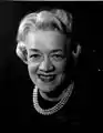 Senadora Margaret Chase Smith de Maine.