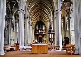Interior del nave