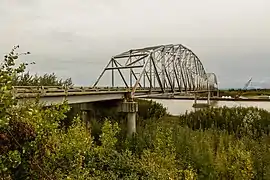 Puente en celosía sobre el río Tanana, Nenana, Alaska (Estados Unidos).