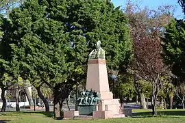 Busto de Samuel Blixen.