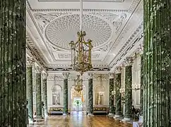 Salón griego (sala verde)