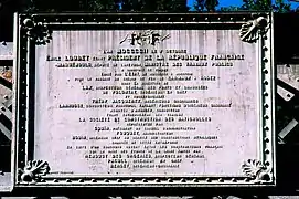 Placa conmemorativa de la inauguración