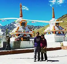 Tibetanos en el paso de Kunzum