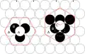 Fig. 1&nbsp; Arriba se muestra el empaquetamiento hexagonal compacto (izq) y el empaquetamiento cúbico de caras centradas (dcha). Nótese que los dos grupos aquí mostrados no son las celdas unitarias que telesectan el espacio tridimensional, aunque muestran claramente la diferencia entre ellas.